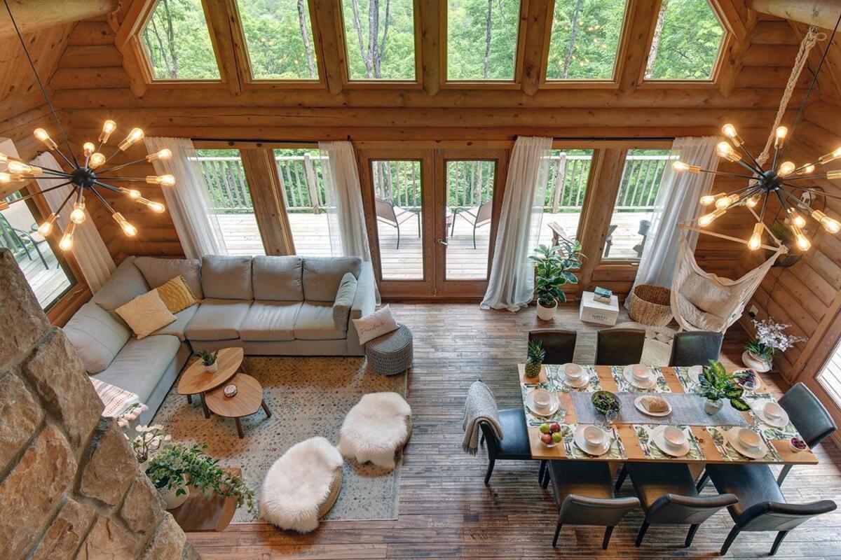 Log With Hot Tub And View Chalet La Minerve
