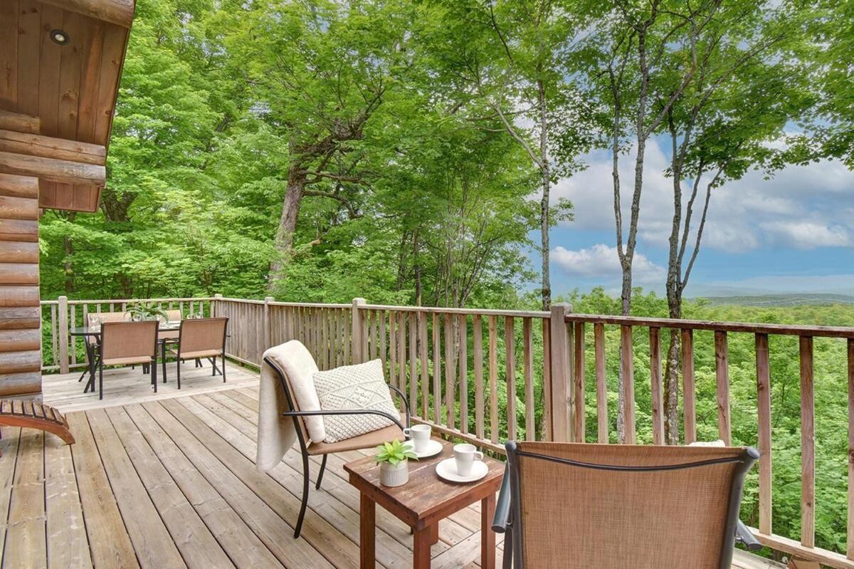 Log With Hot Tub And View Chalet *